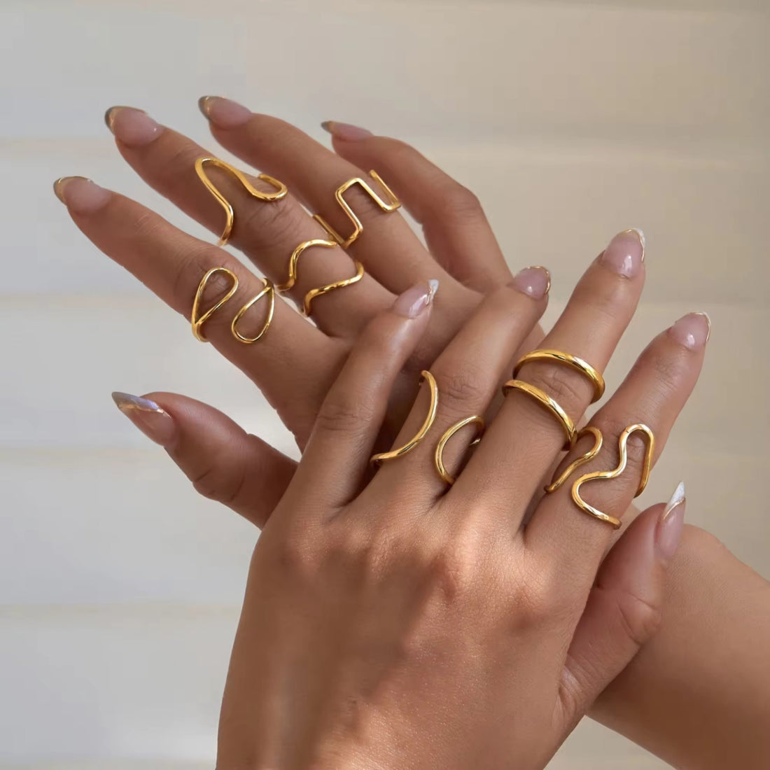 The Hidden Meanings Behind Wearing Rings on Different Fingers