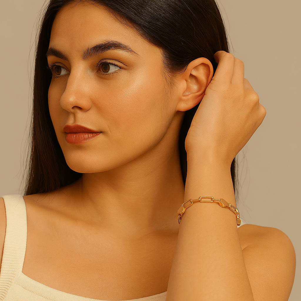 Gold-Plated Heart Link Chain 18K Gold Plated Bracelet