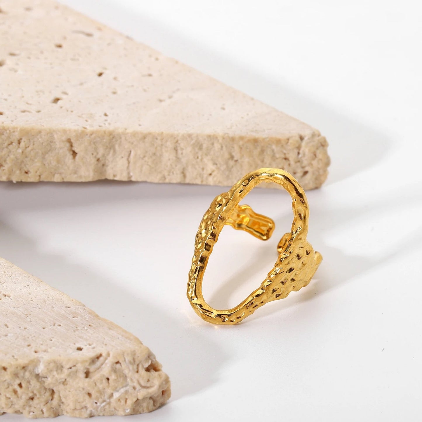 Hammered Elegance Oval Open Ring