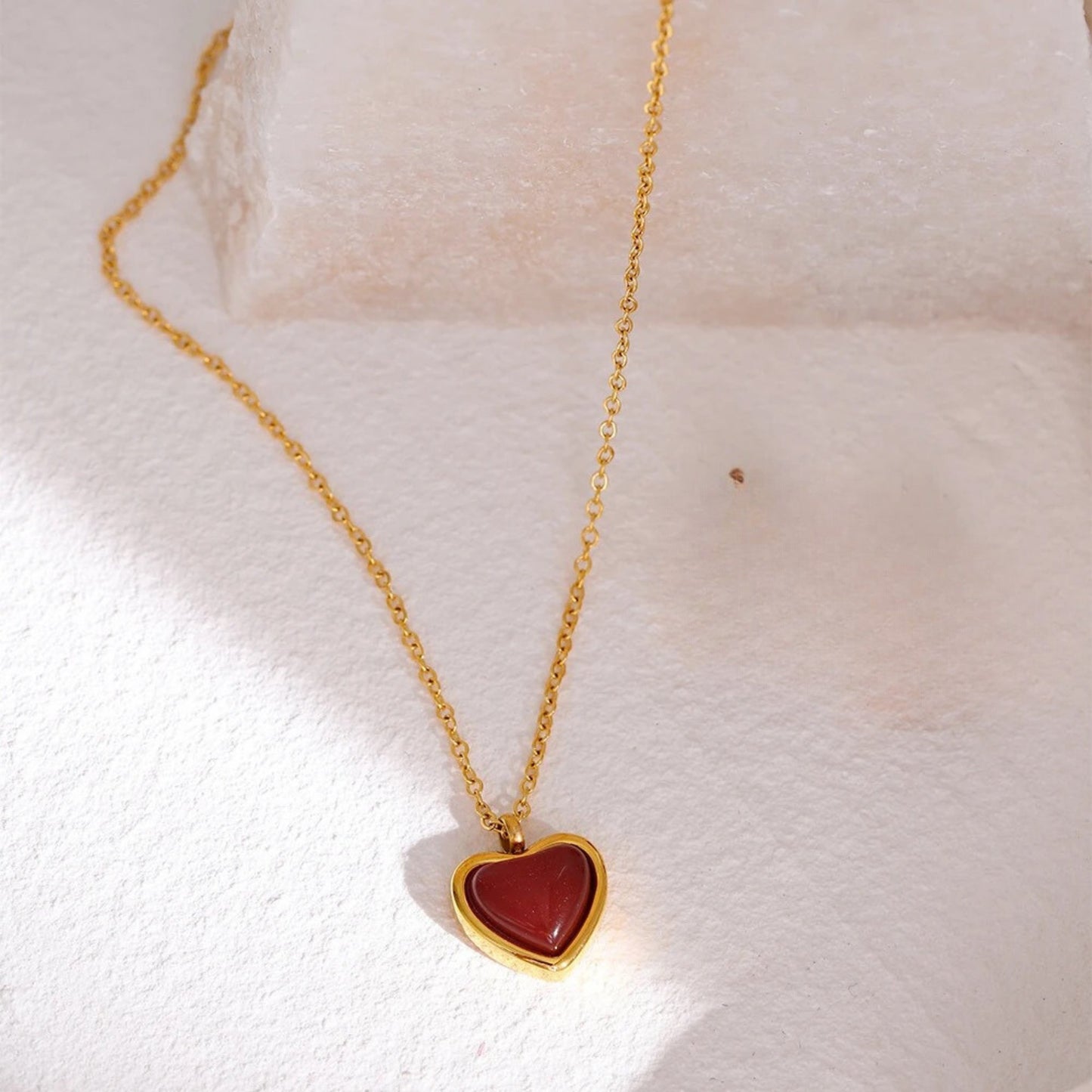 Romantic Chic Heart Pendant Necklace