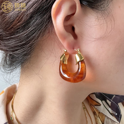 Amber Curve Drop Earrings – Gold Plated Stainless Steel