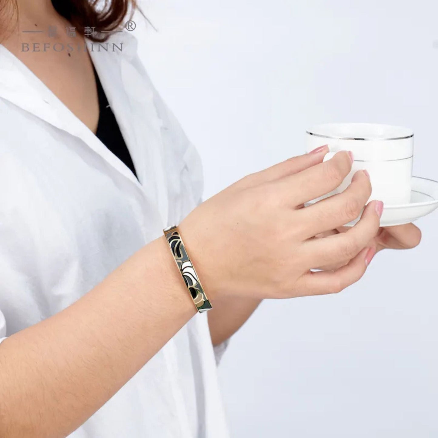 Artistic Enamel Painted Bangle 18K Gold Plated Bracelets
