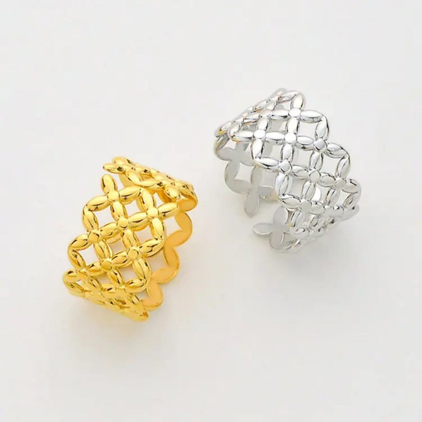 Golden Bloom Filigree Adjustable Ring featuring an intricate floral filigree design with 18K gold plating or silver plating, Perfect for gifts and any occasion.
