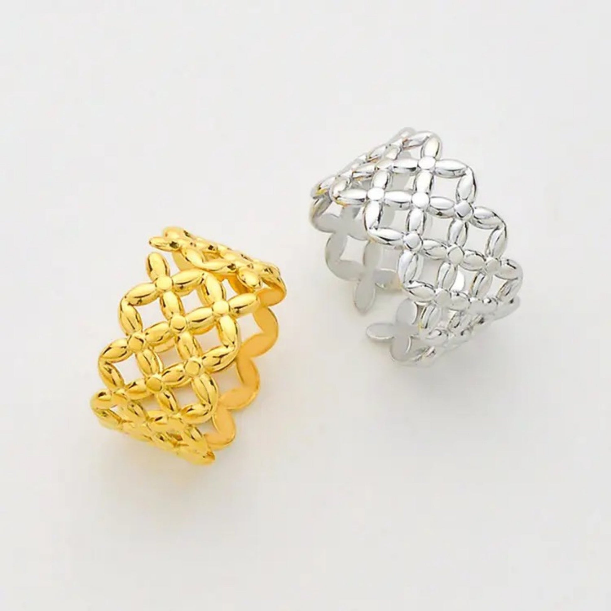 Golden Bloom Filigree Adjustable Ring featuring an intricate floral filigree design with 18K gold plating or silver plating, Perfect for gifts and any occasion.