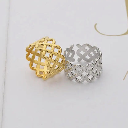 Golden Bloom Filigree Adjustable Ring featuring an intricate floral filigree design with 18K gold plating or silver plating, Perfect for gifts and any occasion.