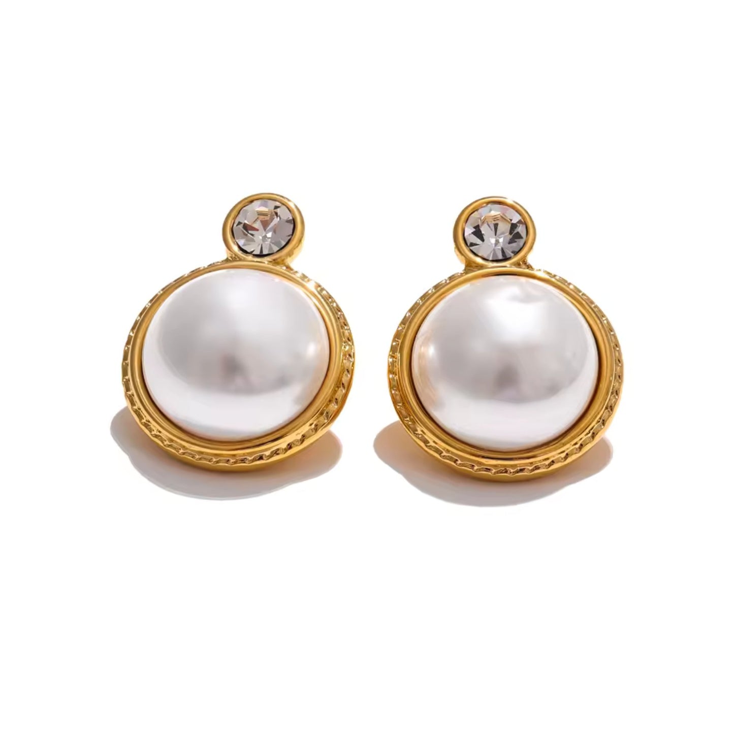 Classic Pearl & Zircon Stud Earrings with 18K gold-plated frames, featuring imitation pearls and sparkling zircon gemstones.