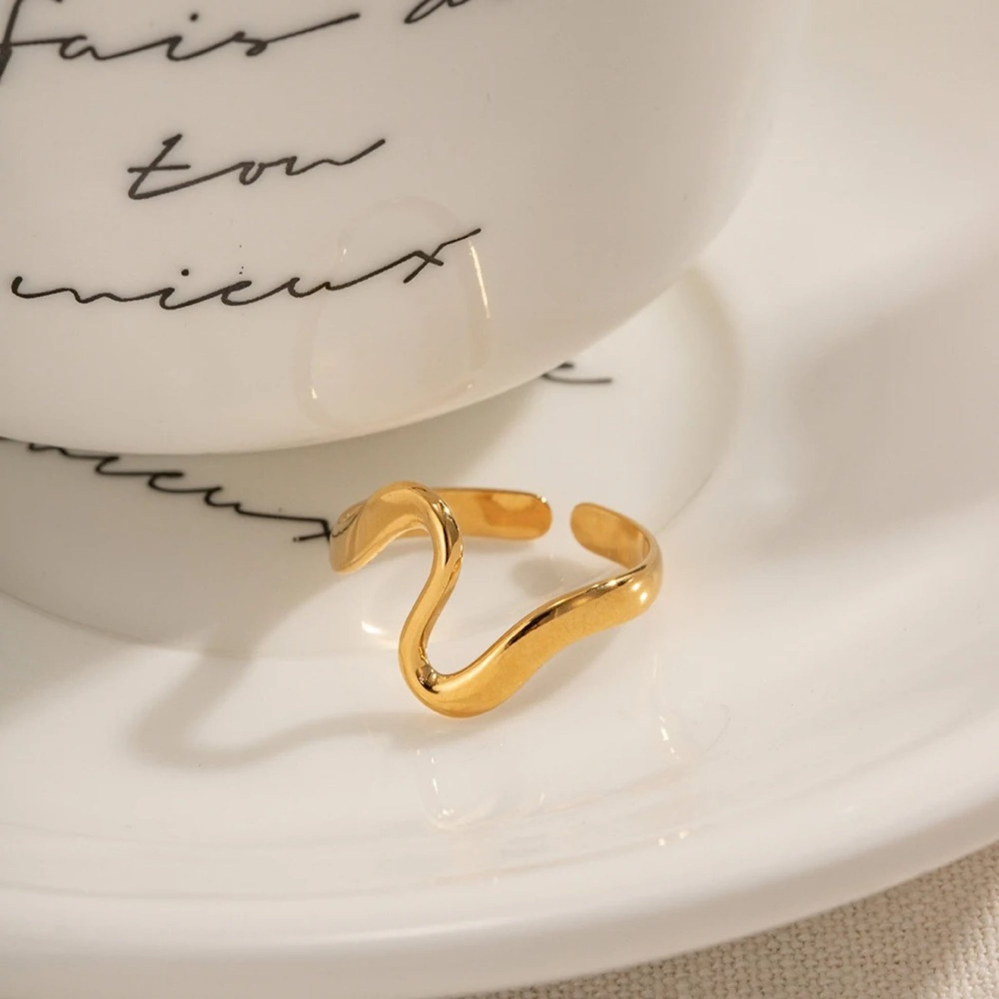 Curved Arc Stacking Ring