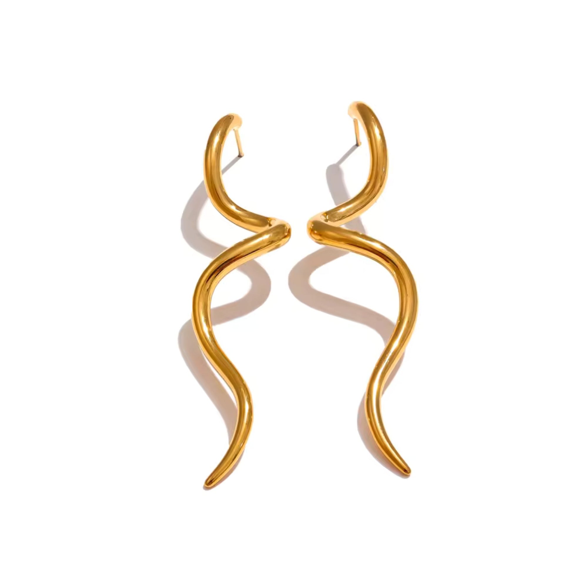 Curved Minimalist Gold Drop Earrings with a fluid, modern design in 18K PVD gold plating.
