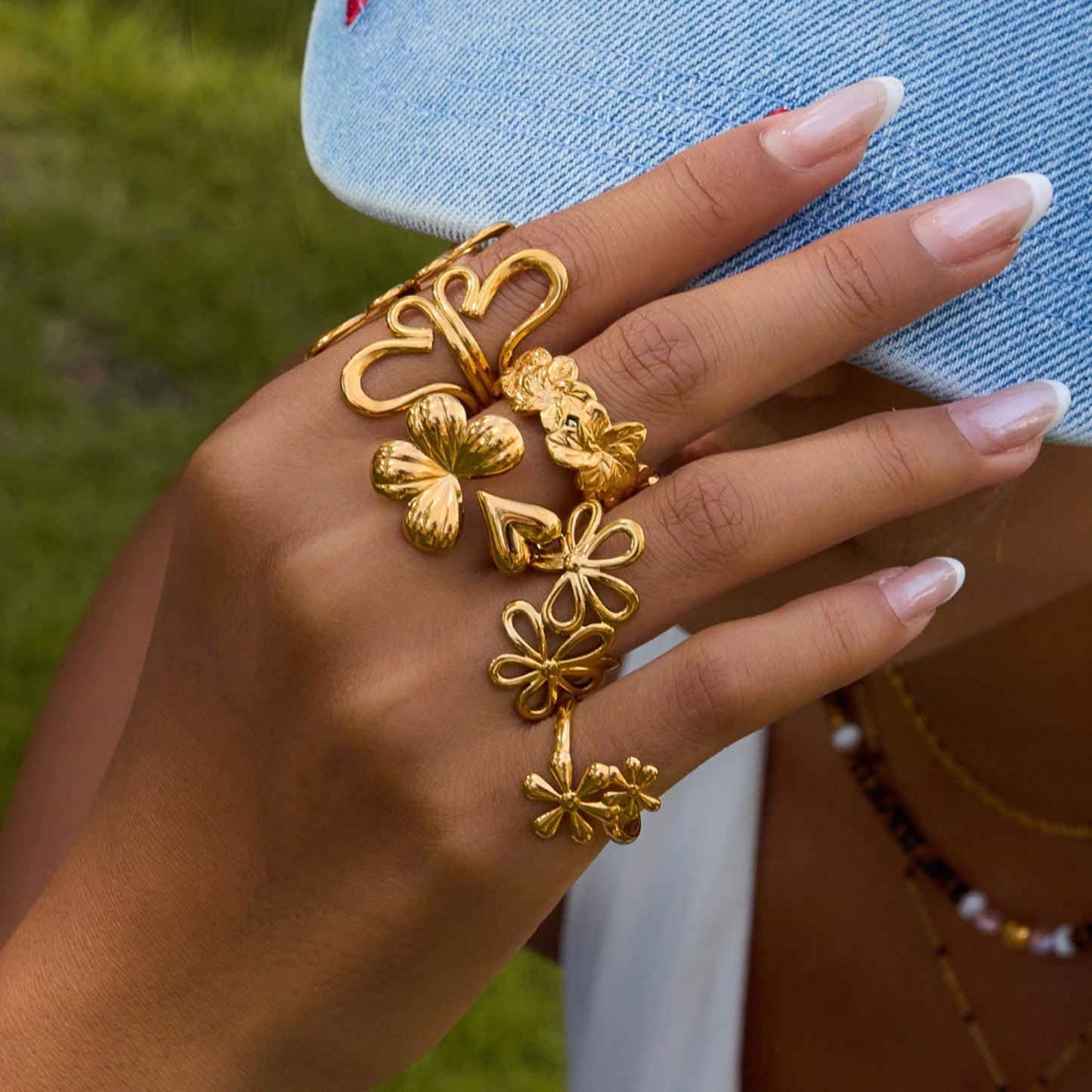 Golden Bloom Rings – 18K Gold Stainless Steel (3 Designs)