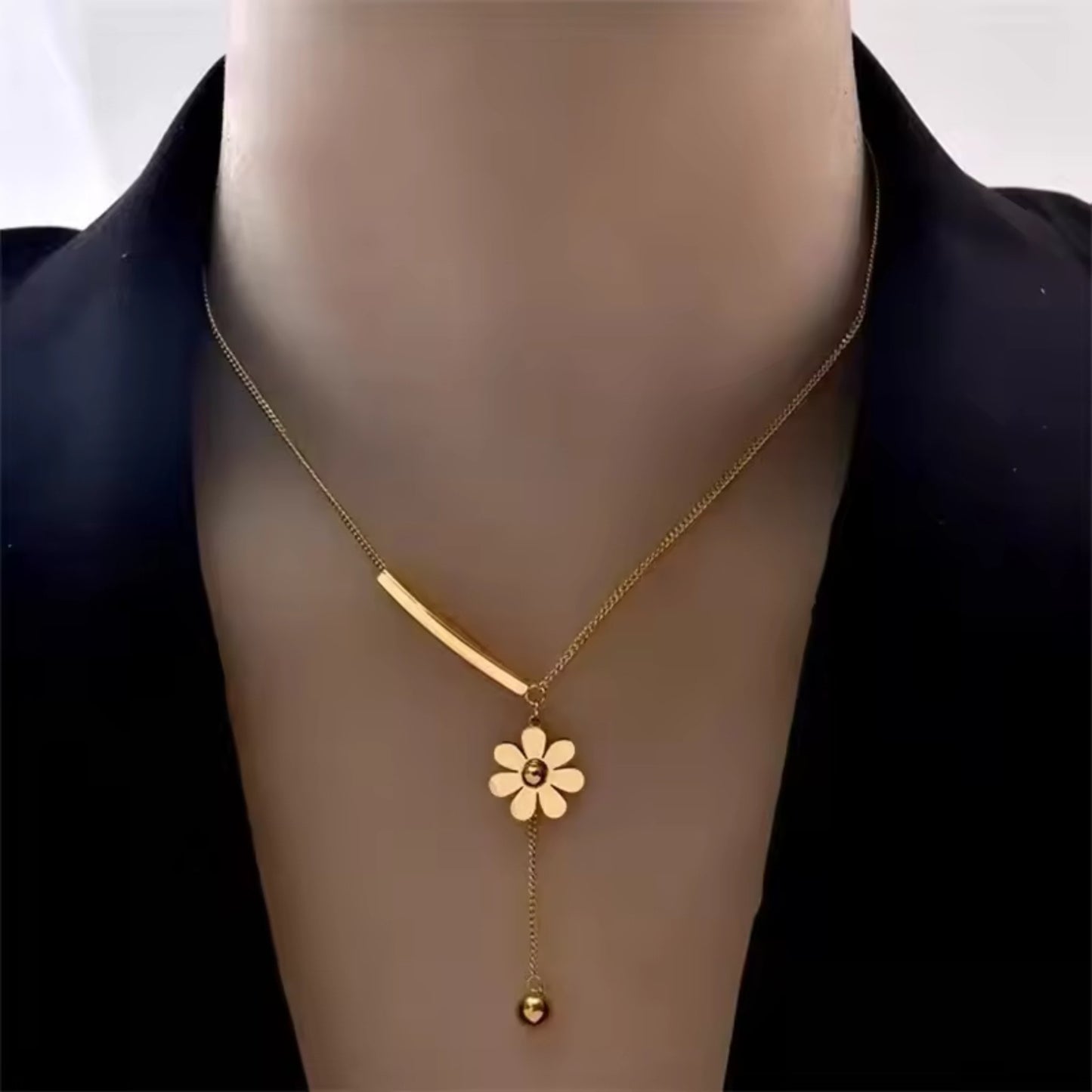 Golden Daisy Charm Necklace