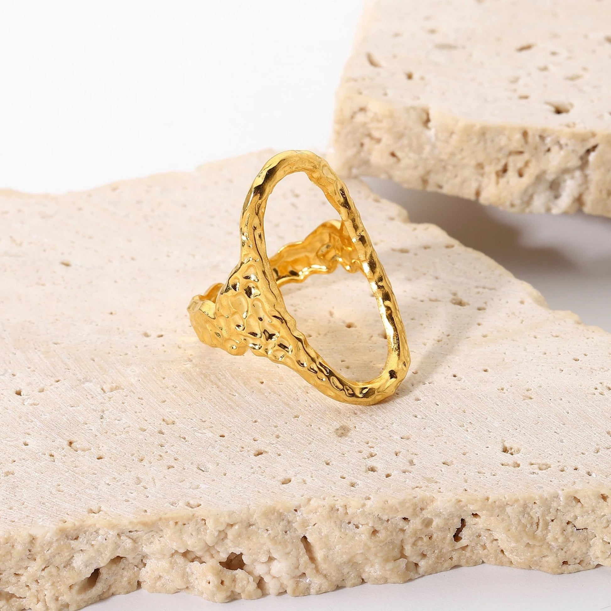 Hammered Elegance Oval Open Ring