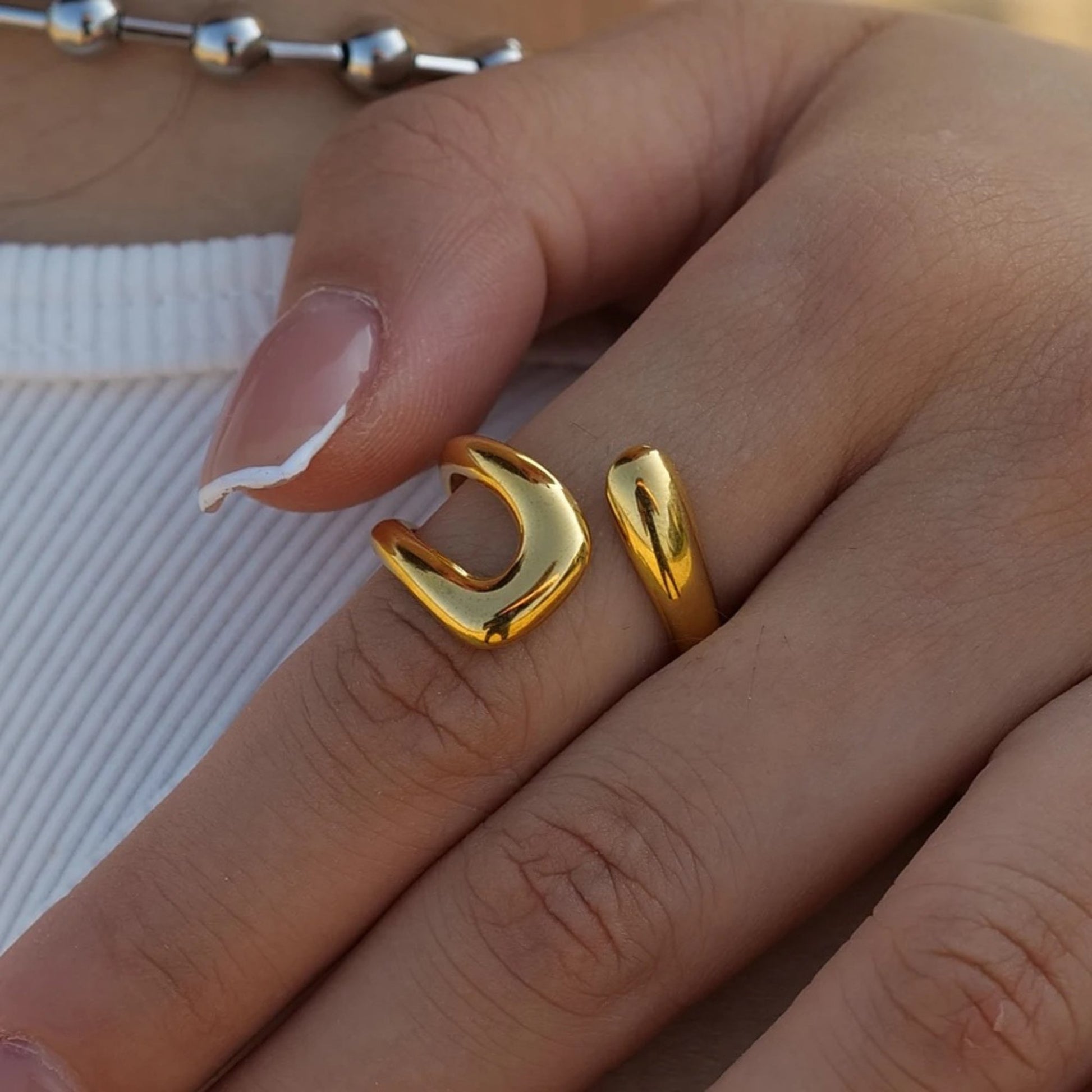 Hollow Cross Band Open Ring
