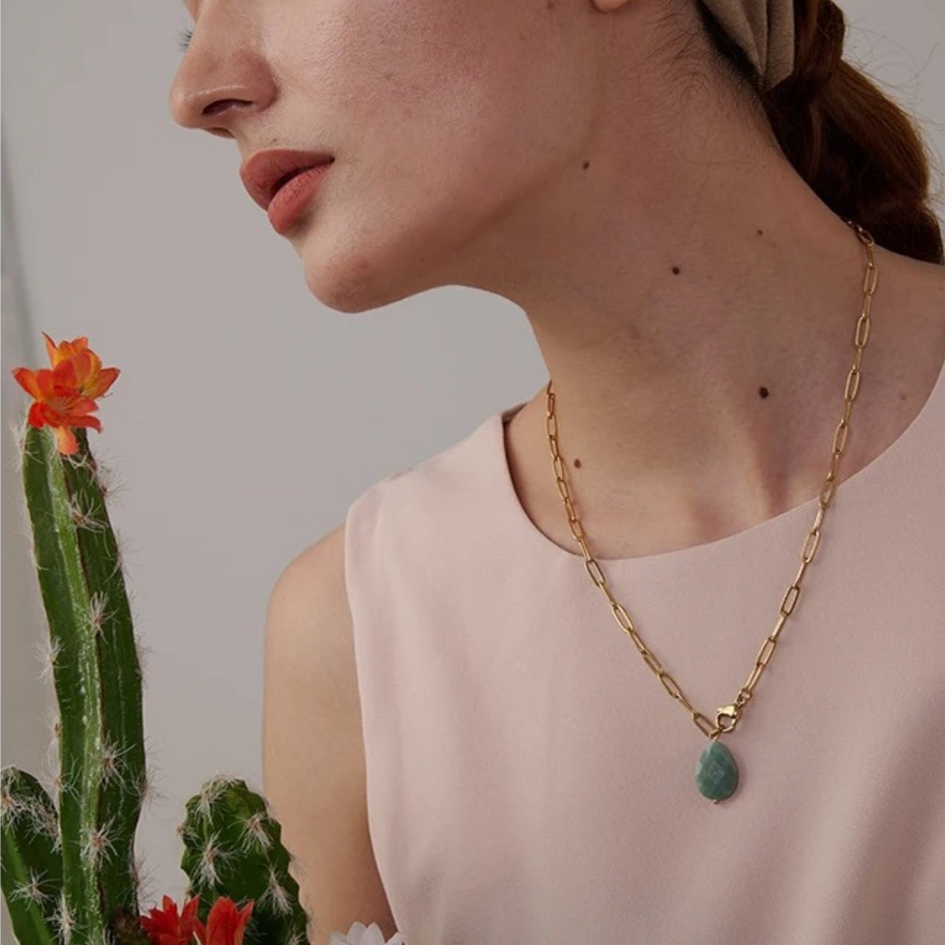Minimalist Agate Pendant Necklace
