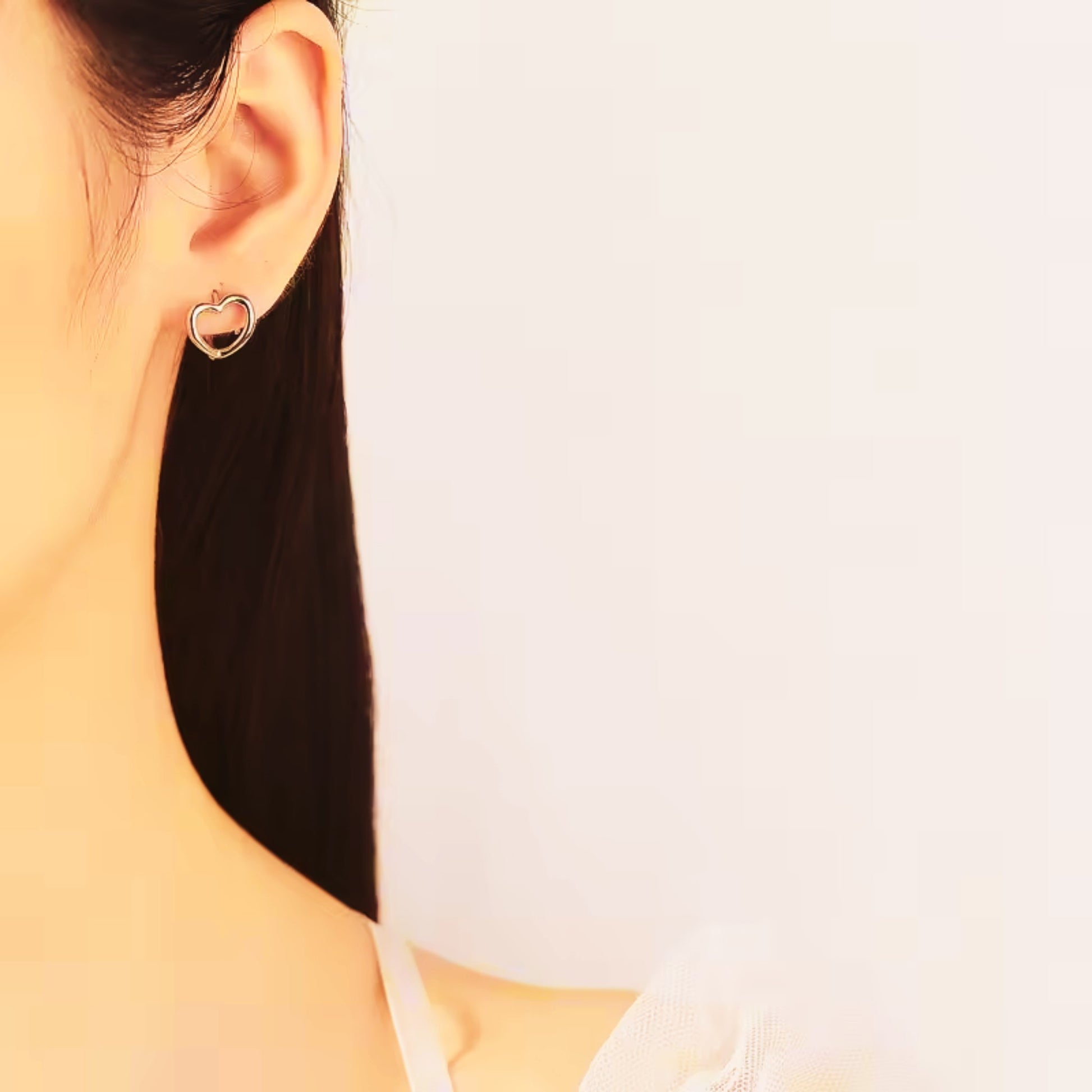 Minimalist Heart Shape Hoop Earrings