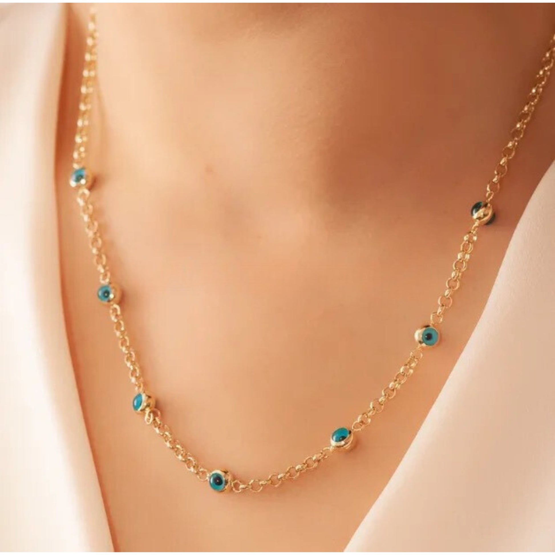 Minimalist Turquoise Dotted Chain Necklace