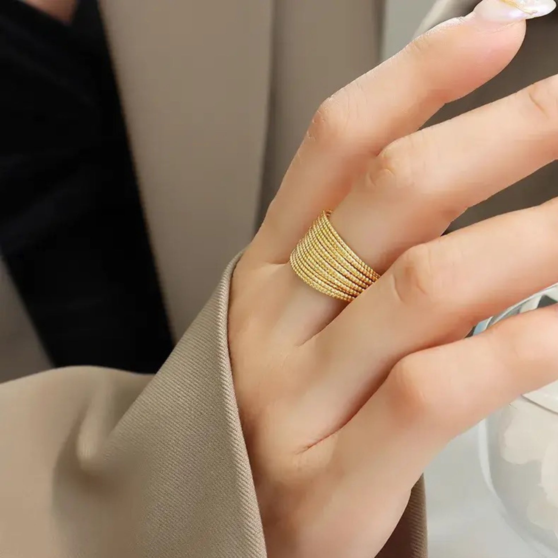 Radiant Mesh Adjustable Ring