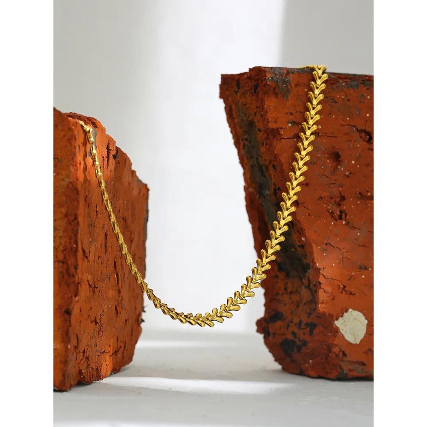 Vina Leaf Necklace and Bracelet 18K Gold Plated Set